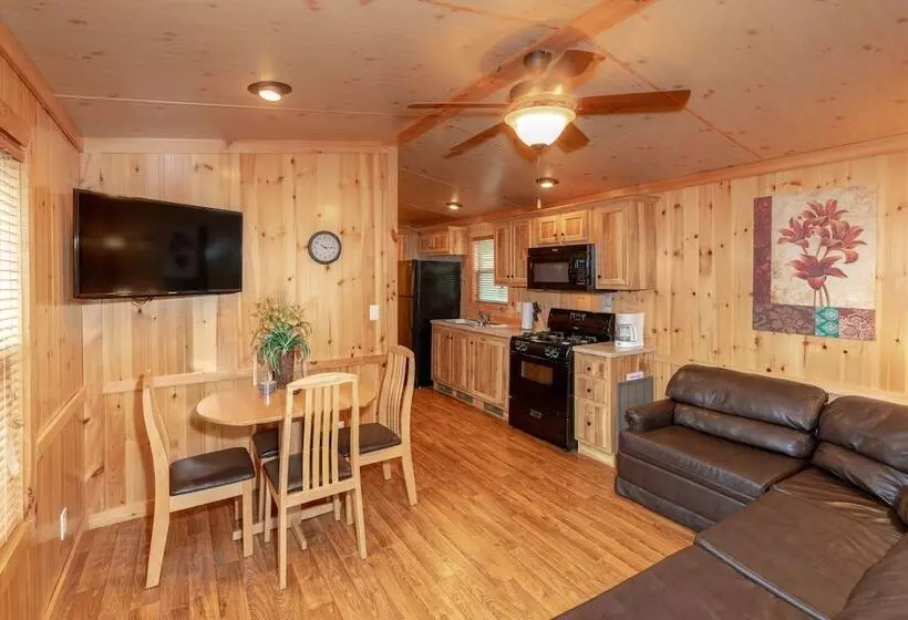 Hotelli Sun Retreats Gun Lake