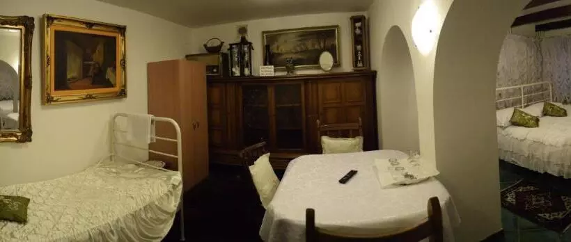 ホテル Piaseczno Willa Staropolska