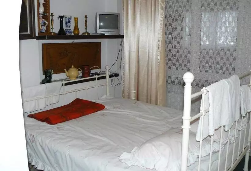 ホテル Piaseczno Willa Staropolska