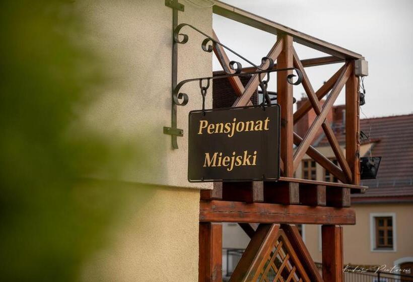 בית מלון כפרי Pensjonat Miejski