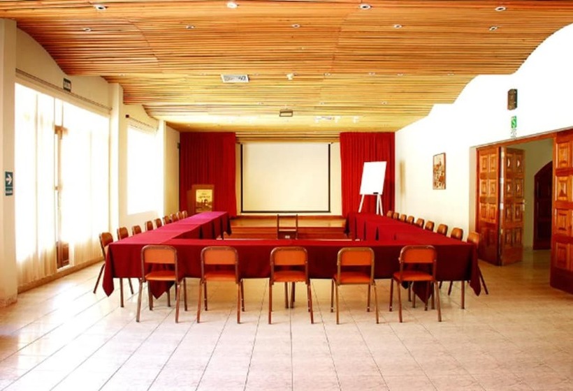 هتل & Spa Laguna Seca