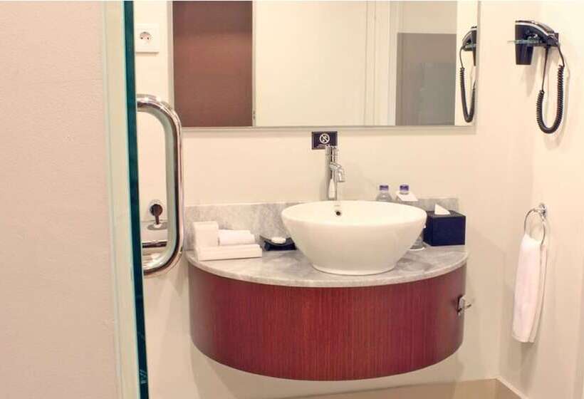 Aston Pluit Hotel & Residence