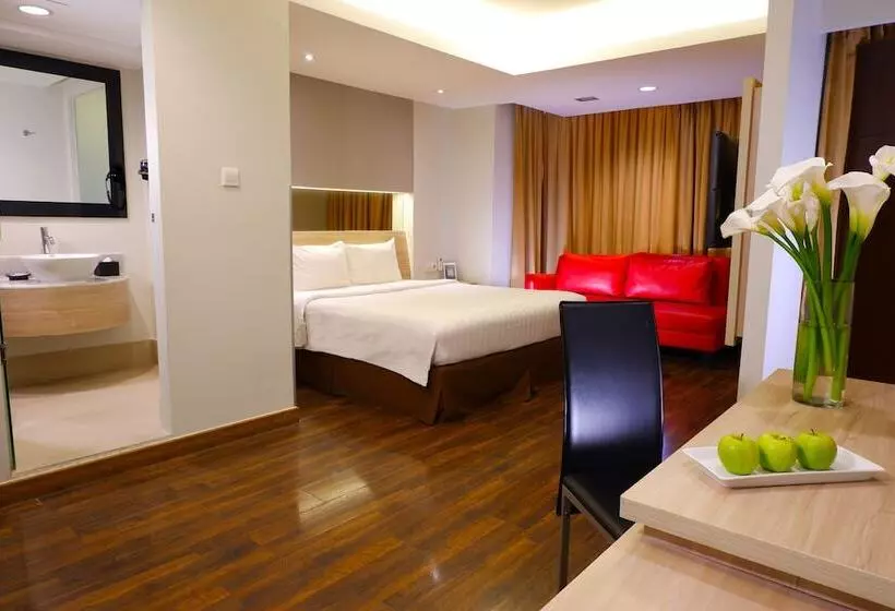 Aston Pluit Hotel & Residence