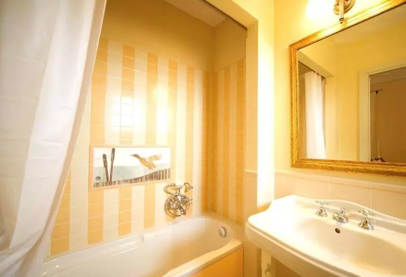 Отель Borgo Della Meliana Gambassi Terme