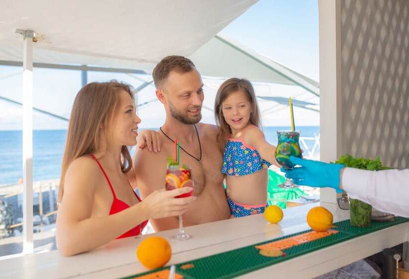 בית מלון כפרי Bridge Resort