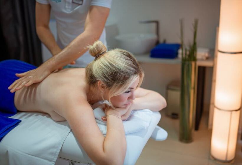 בית מלון כפרי Bridge Resort