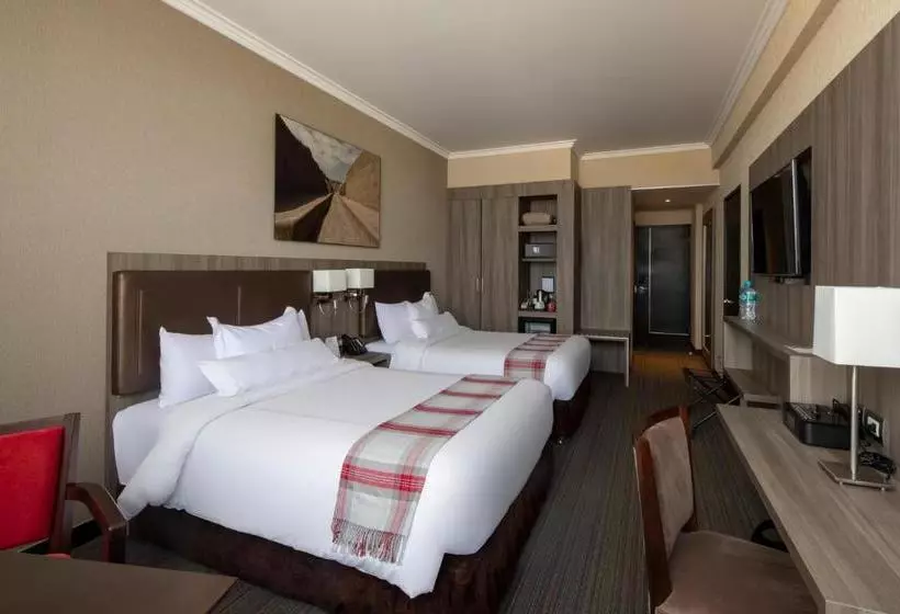 호텔 Doubletree By Hilton Trujillo