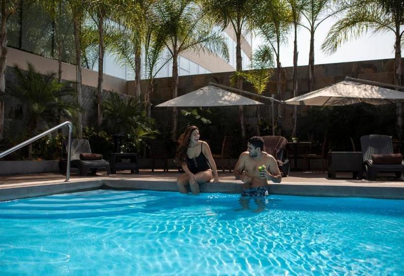 호텔 Doubletree By Hilton Trujillo