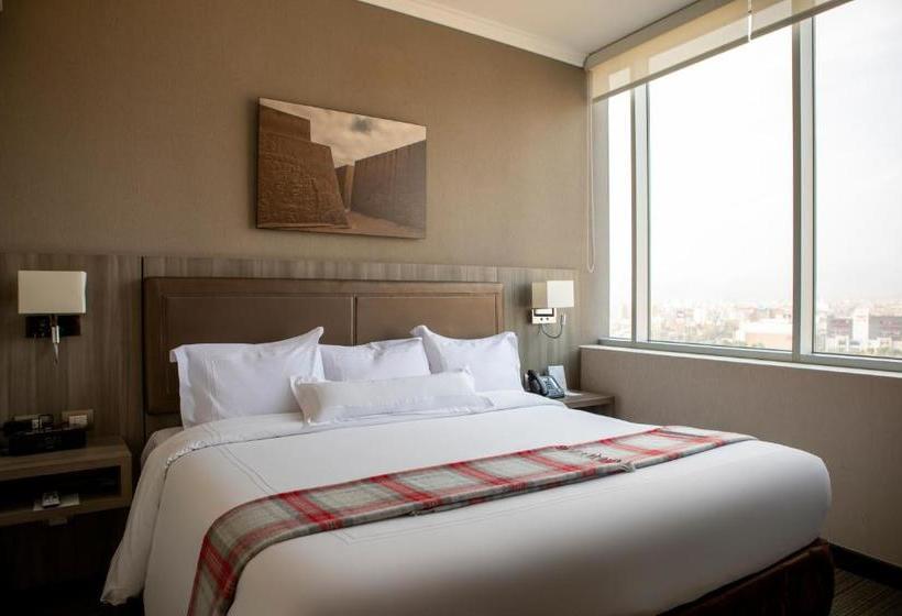 호텔 Doubletree By Hilton Trujillo