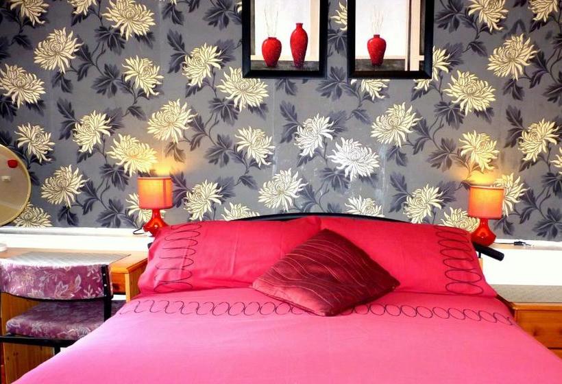 בית מלון כפרי Come Ye In