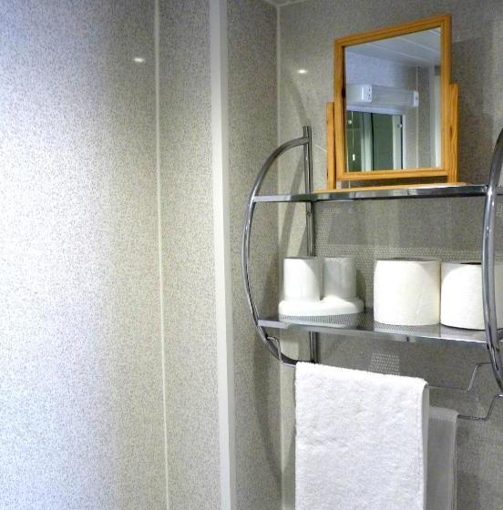 בית מלון כפרי Come Ye In