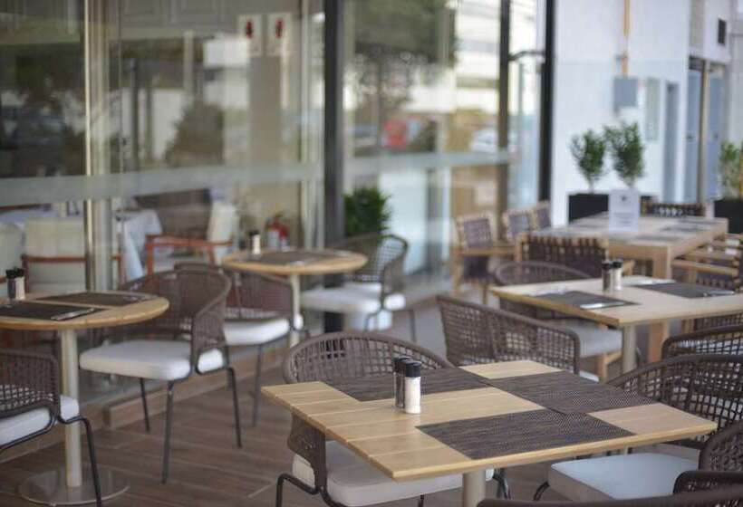 호텔 Doubletree By Hilton Trujillo