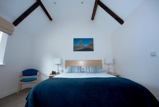 ホテル Farncombe Estate Centre