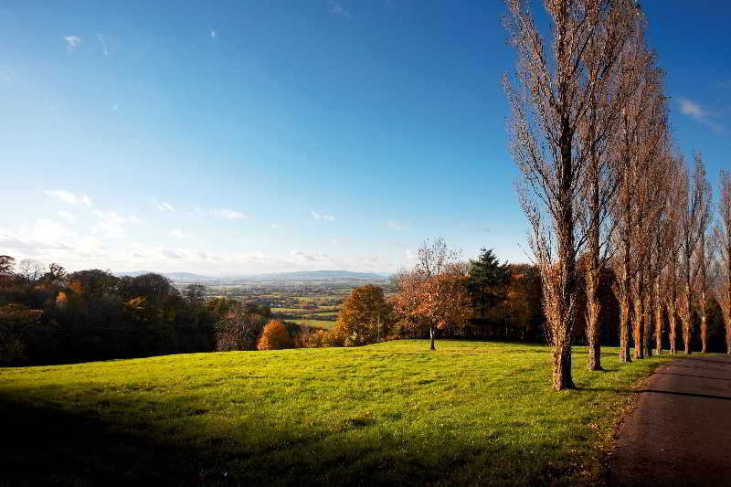 ホテル Farncombe Estate Centre