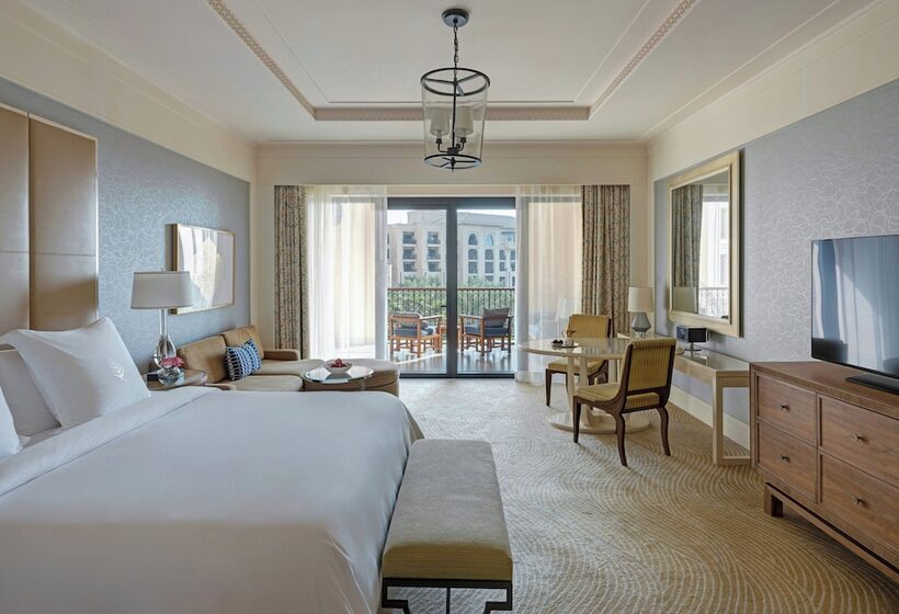 Отель Four Seasons Resort Dubai At Jumeirah Beach
