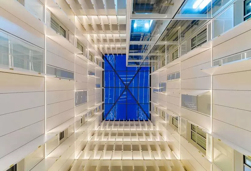 Отель H10 Metropolitan 4* Sup