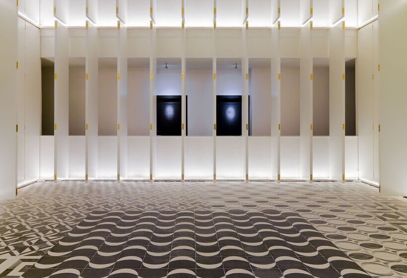 Отель H10 Metropolitan 4* Sup