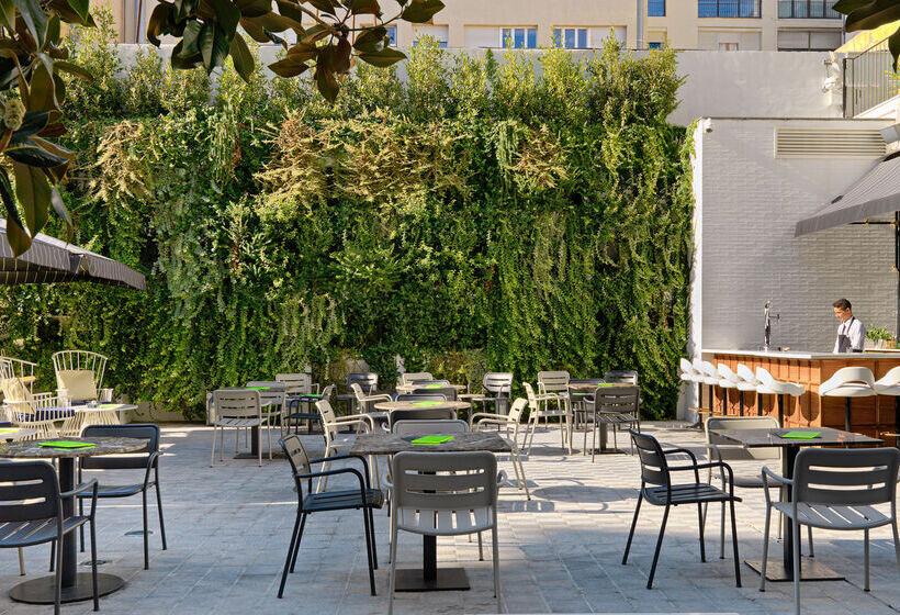 Отель H10 Metropolitan 4* Sup