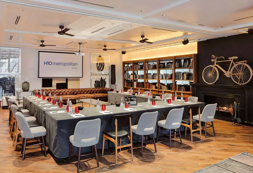 Отель H10 Metropolitan 4* Sup