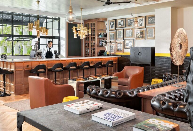 Отель H10 Metropolitan 4* Sup