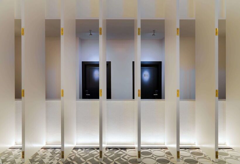 Отель H10 Metropolitan 4* Sup