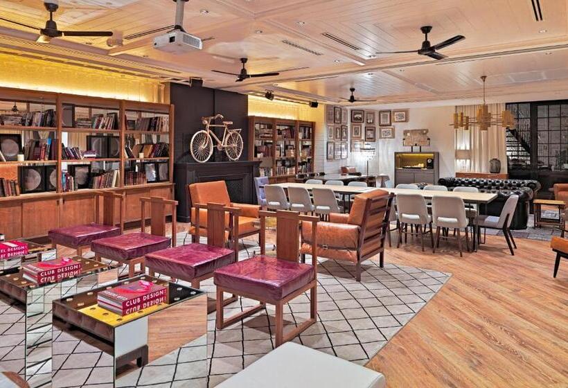 Отель H10 Metropolitan 4* Sup