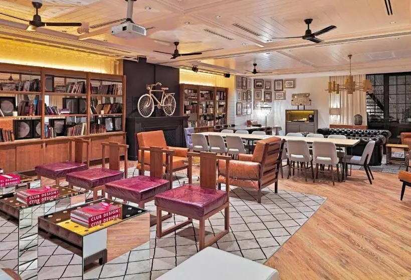 Отель H10 Metropolitan 4* Sup