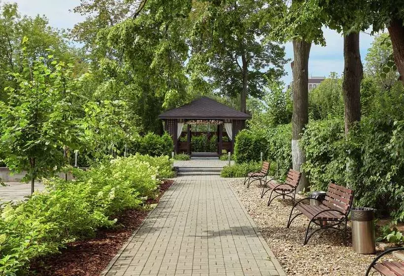 Отель Hilton Garden Inn Kaluga