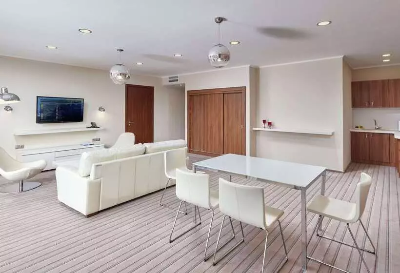 Отель Hilton Garden Inn Kaluga