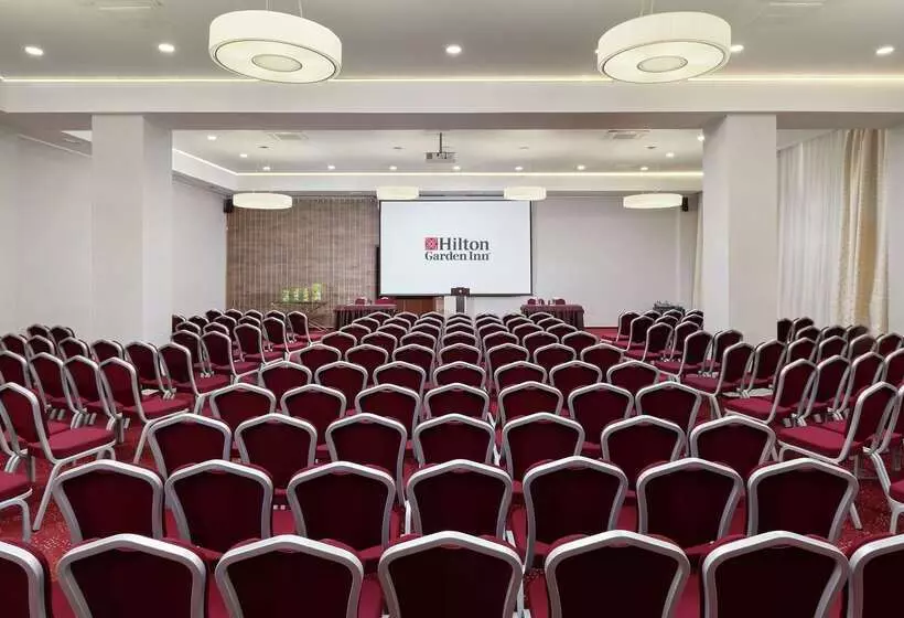 Отель Hilton Garden Inn Kaluga