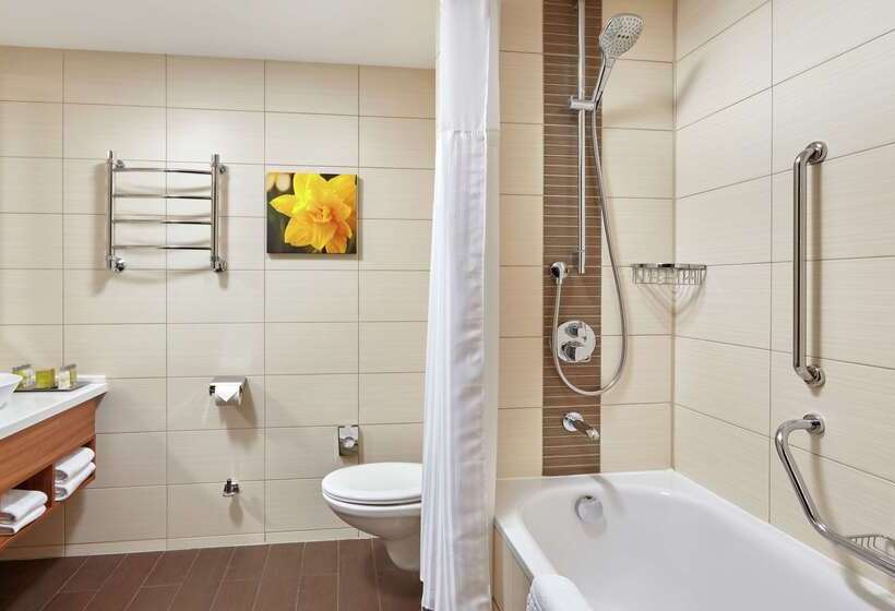 فندق Hilton Garden Inn Kaluga