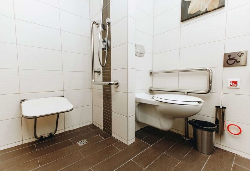 فندق Hilton Garden Inn Kaluga