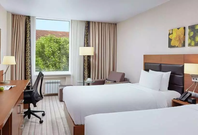 Отель Hilton Garden Inn Kaluga