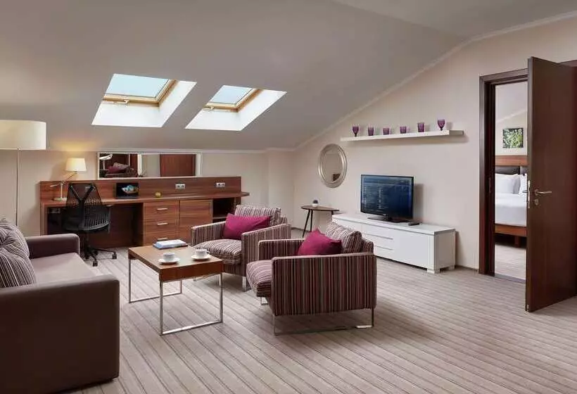 Отель Hilton Garden Inn Kaluga