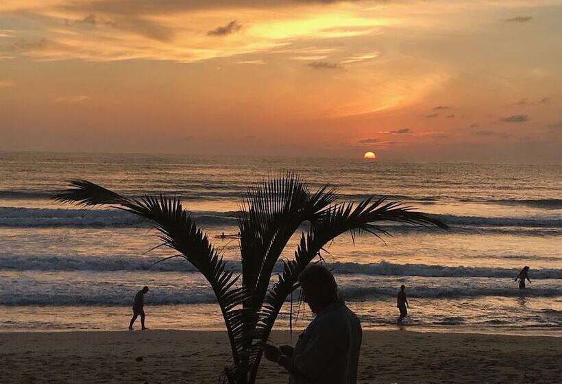 호텔 Holiday Home Patong