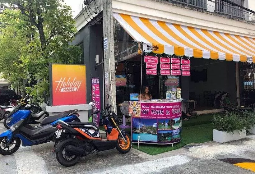 호텔 Holiday Home Patong