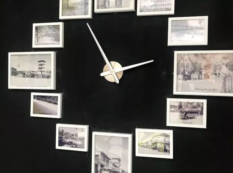 호텔 Holiday Home Patong