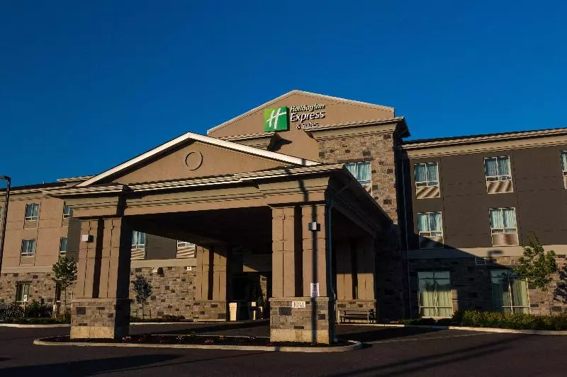 هتل Holiday Inn Express Thunder Bay, An Ihg