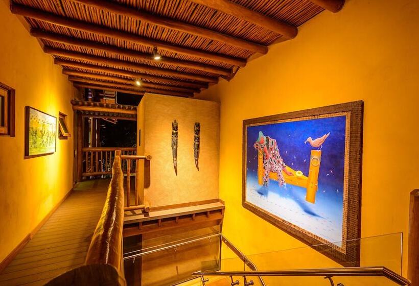 Kalango Hotel Boutique