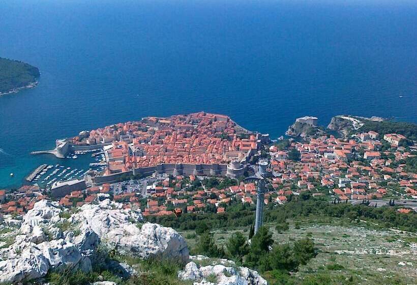 Отель Kamara Dubrovnik By Irundo