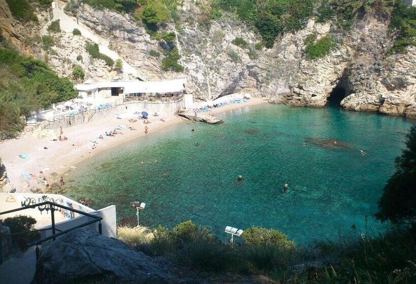 Отель Kamara Dubrovnik By Irundo