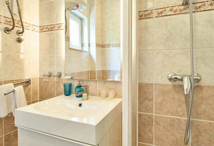 Отель Kamara Dubrovnik By Irundo