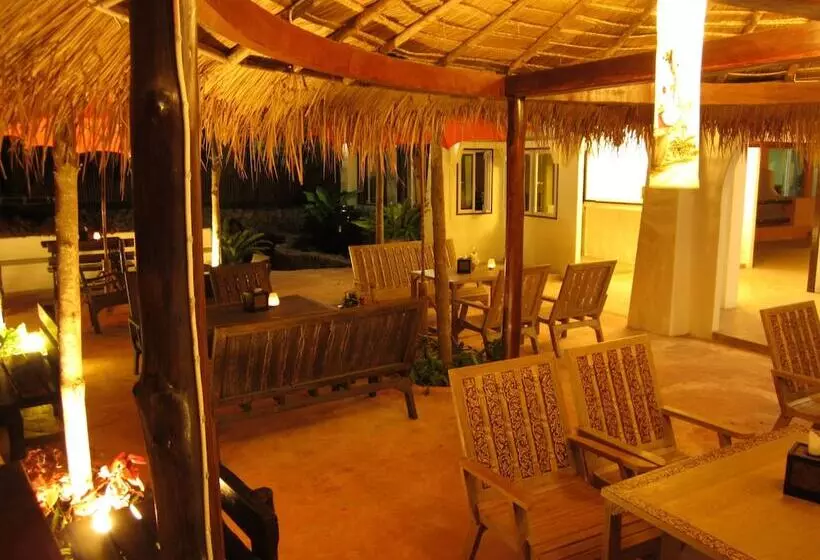 هتل Koh Tao Toscana