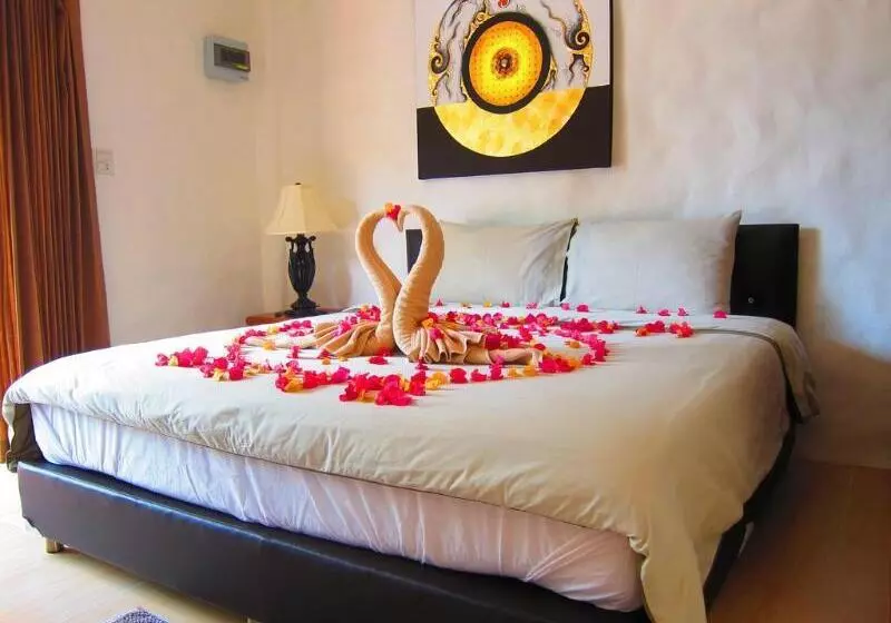 هتل Koh Tao Toscana