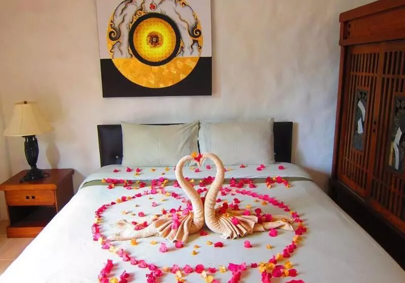 هتل Koh Tao Toscana