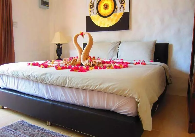 هتل Koh Tao Toscana