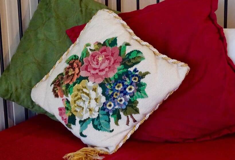 Hotel Lagoon Pocket B&b