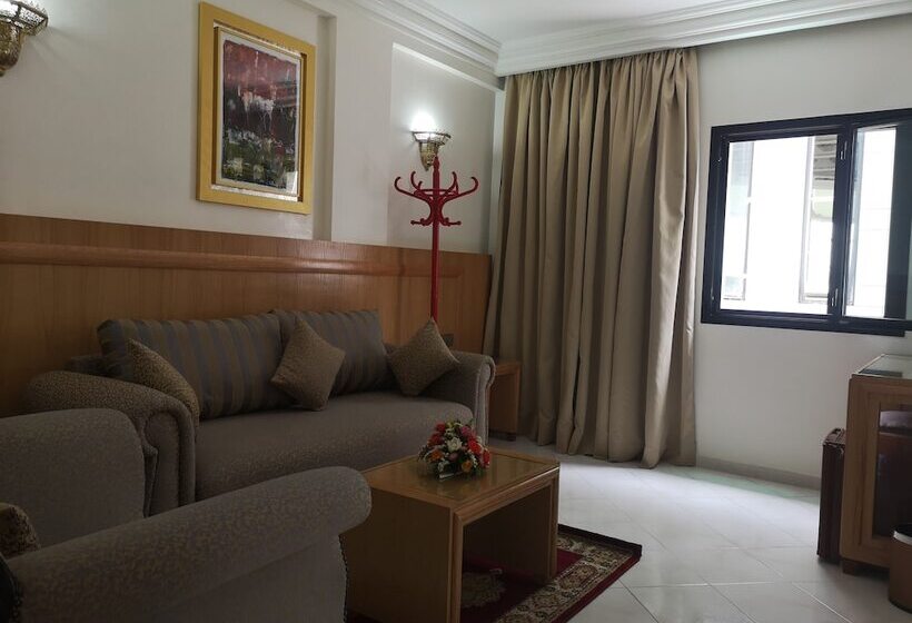 Majliss Hotel Downtown