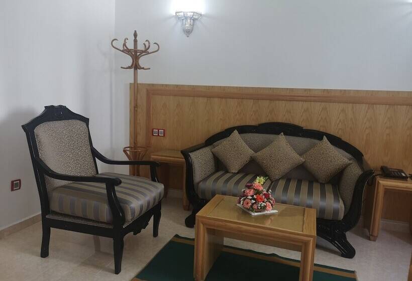 Majliss Hotel Downtown