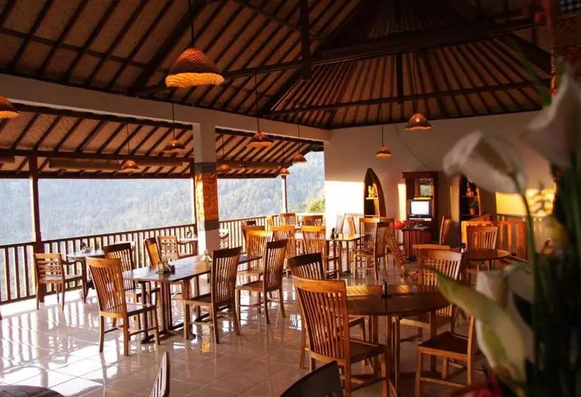 בית מלון כפרי Munduk Sari Garden Villa